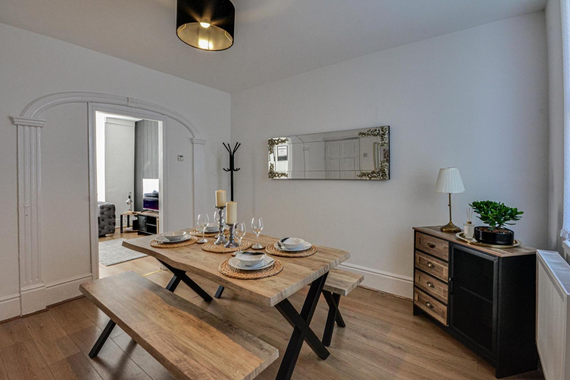 Stay With Alexandra 2 Free Parking - High Speed Free Wifi Liverpool Eksteriør billede
