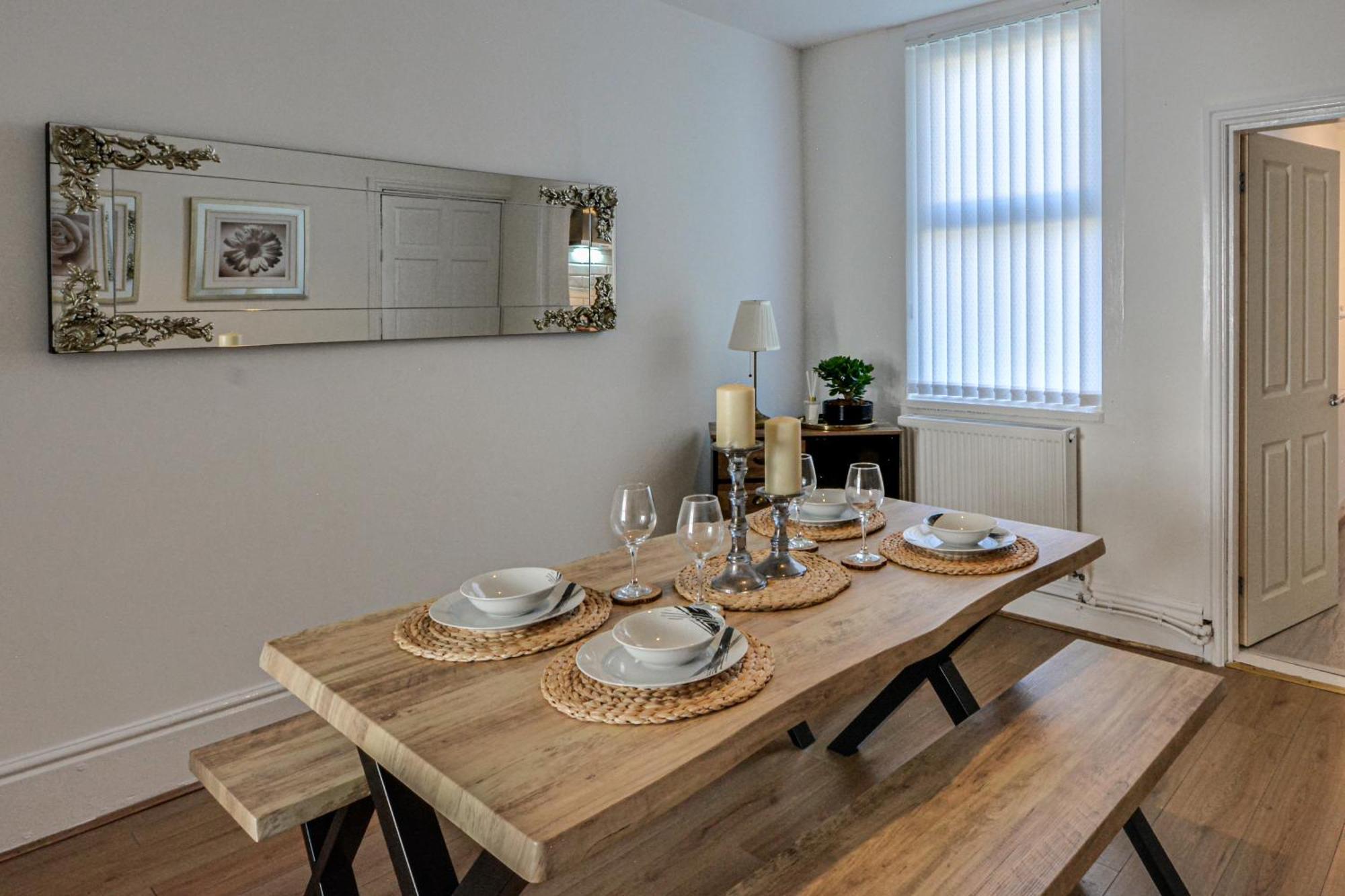 Stay With Alexandra 2 Free Parking - High Speed Free Wifi Liverpool Eksteriør billede
