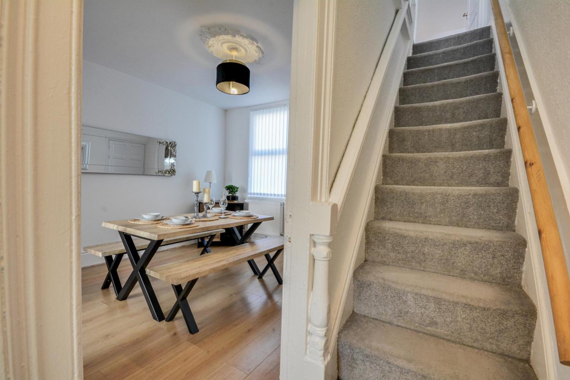 Stay With Alexandra 2 Free Parking - High Speed Free Wifi Liverpool Eksteriør billede